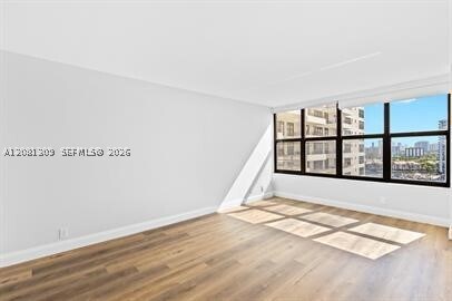 Photo - 2500 Parkview Dr Unit 1216