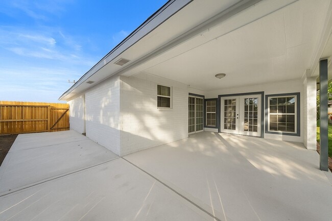 Photo - 11703 Hendon Ln