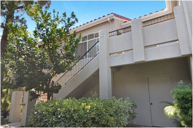Building Photo - Aliso Viejo 1 Bedroom Condo!