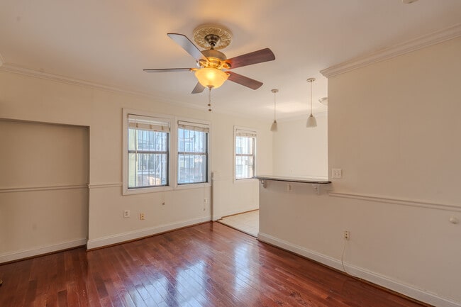 Photo - 315 Evarts St NE Unit 102