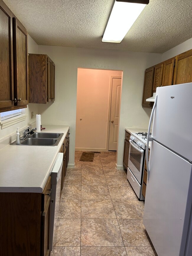 Cocina - 223 Hunter Dr