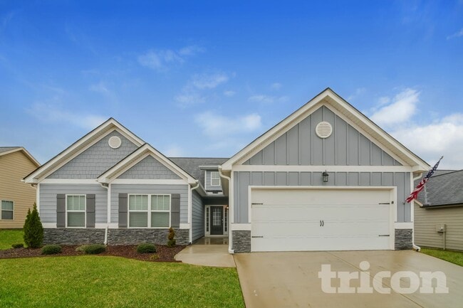 Building Photo - 150 Brookhaven Dr