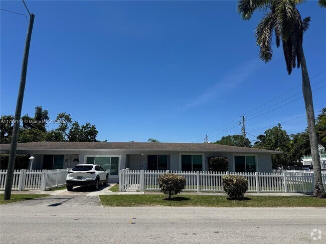 Building Photo - 3641 SW 29th St Unit 3641 Rental