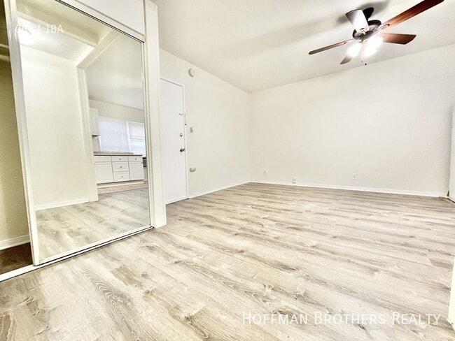 Photo - 614 Hauser Blvd Unidad 105