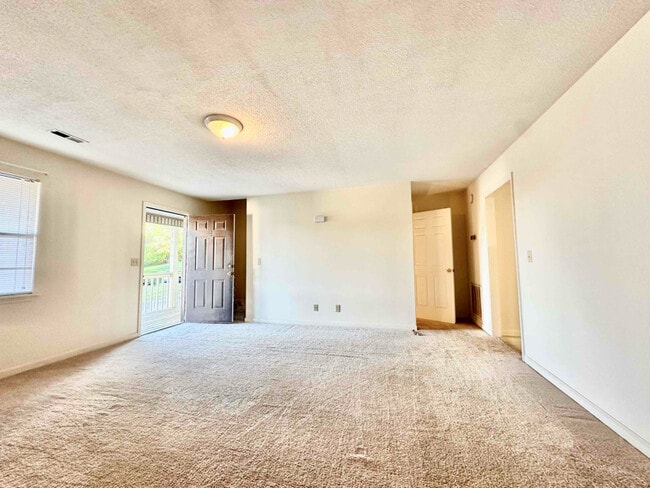 Photo - 338 Old Gray Station Rd