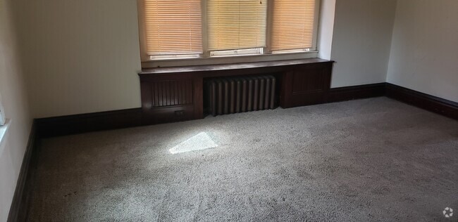 Building Photo - 212 State St Unit 212 State Street 1fl Rental