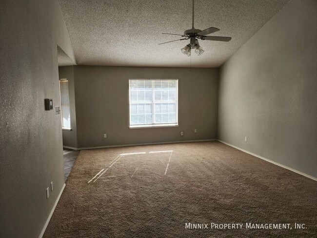 Photo - 5805 12th St