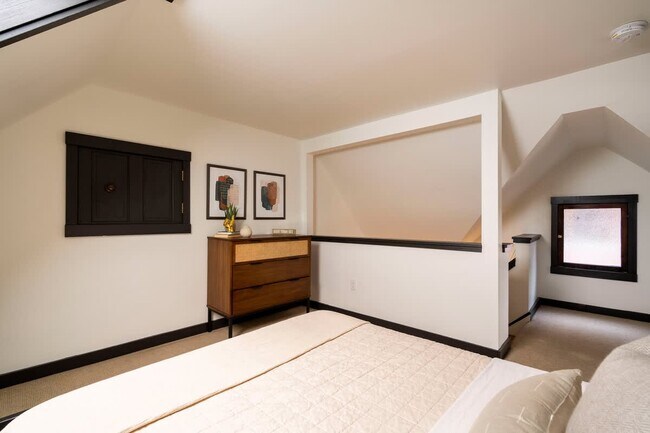 Photo - 2319 NW Raleigh St Unidad 2319