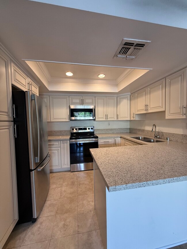 Photo - 18408 Hatteras St Unit 13