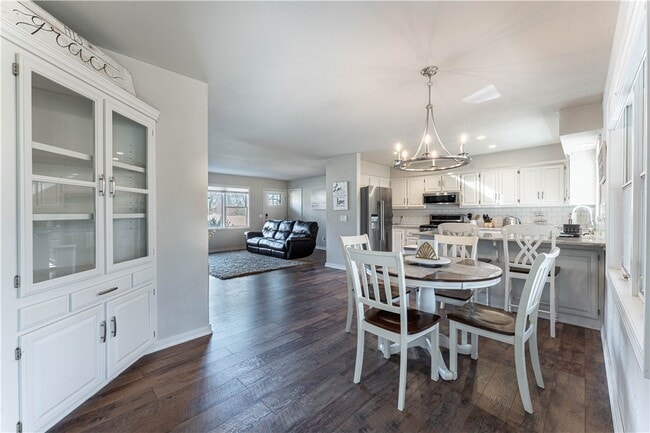 14 Everleigh Dr