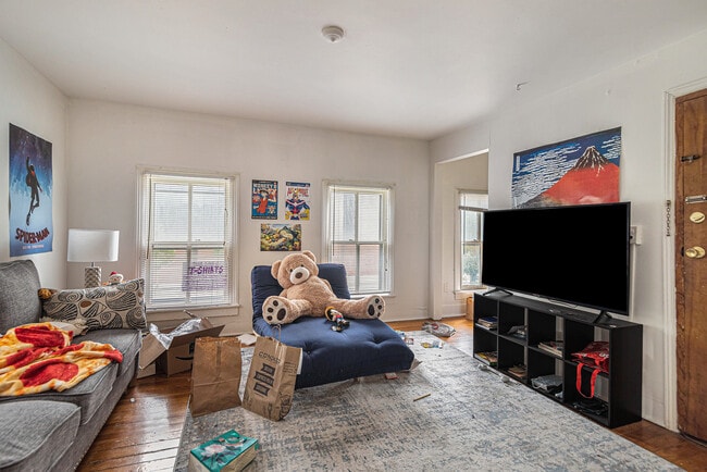 Photo - 428 S Division St Unit 4