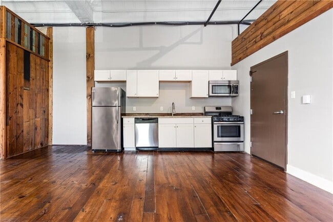 Photo - 558 St Francis St Unit 3E