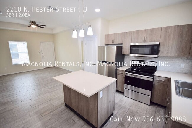 2210 N Hester St Unit 3