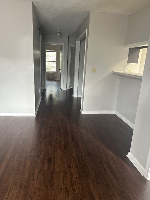 Photo - 622 4th St NE Unidad Highland 4