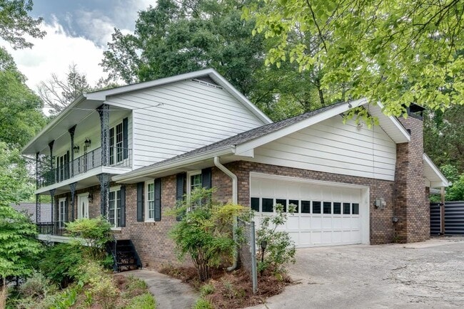 Photo - 2663 Rangewood Dr NE