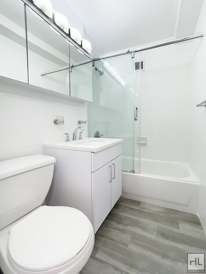 Photo - EAST 35 STREET Unit 15B