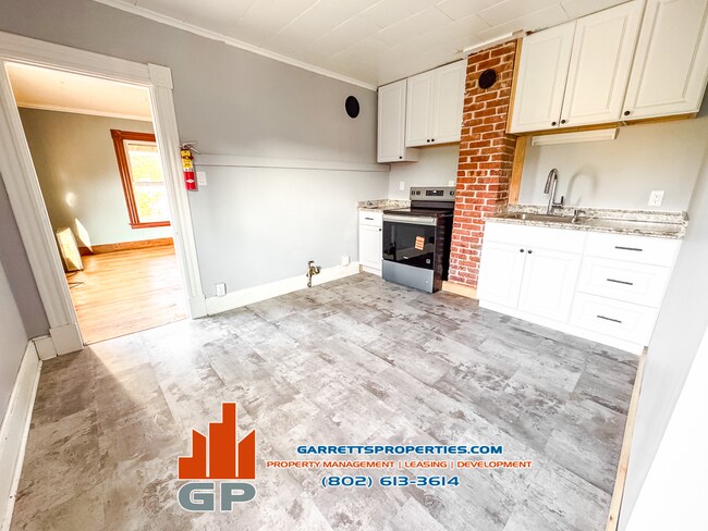 Building Photo - 78 Elm St Unit 3