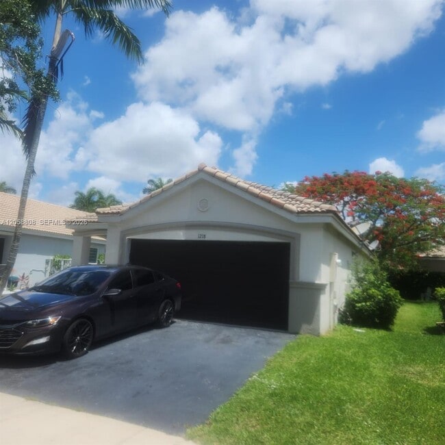 Photo - 1218 Canary Island Dr