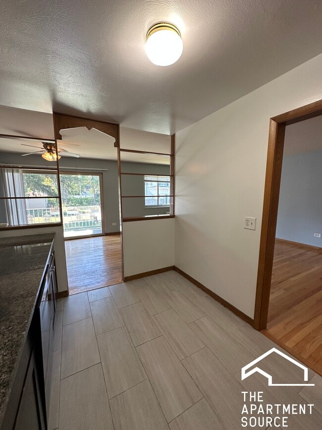 Photo - 1026 S River Rd Unit 3C