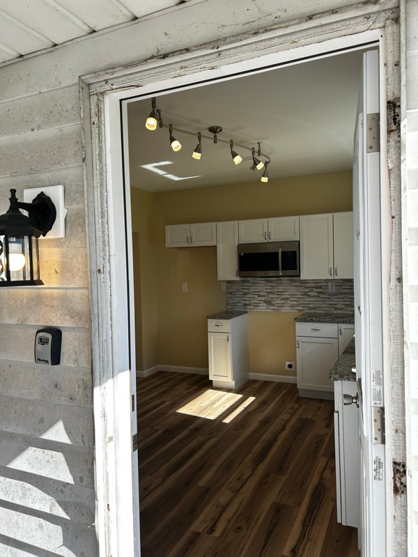 Photo - 49 Fallbrook St