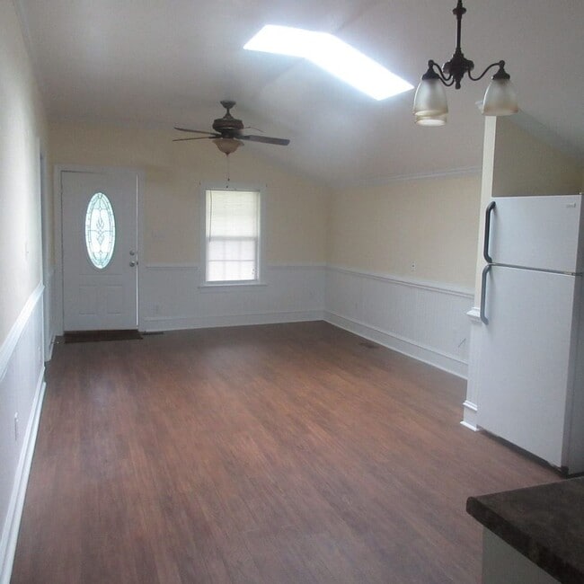 Photo - 2211 Blue Creek Rd