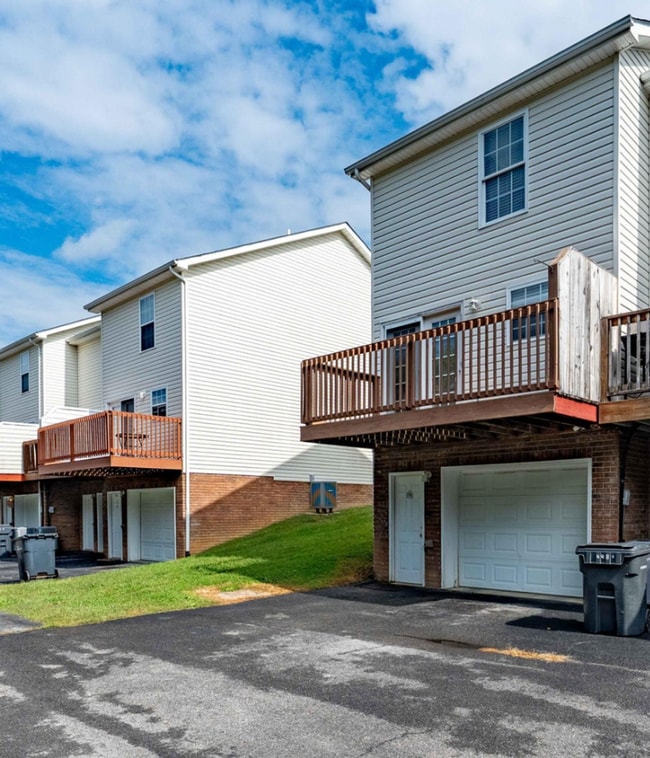 Photo - Now Available | 2 Bedroom 2.5 Bath | Bristol, TN
