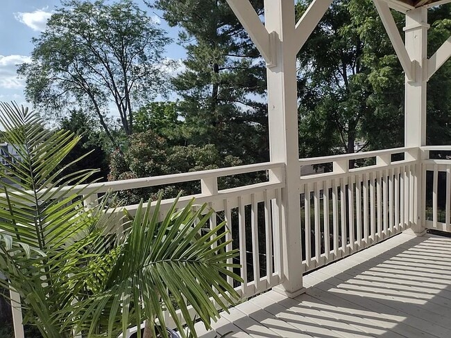 Building Photo - 1307 N Clayton St Unit Second Floor Apartment