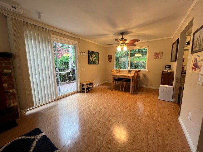 Photo - 1451 Lahti Dr