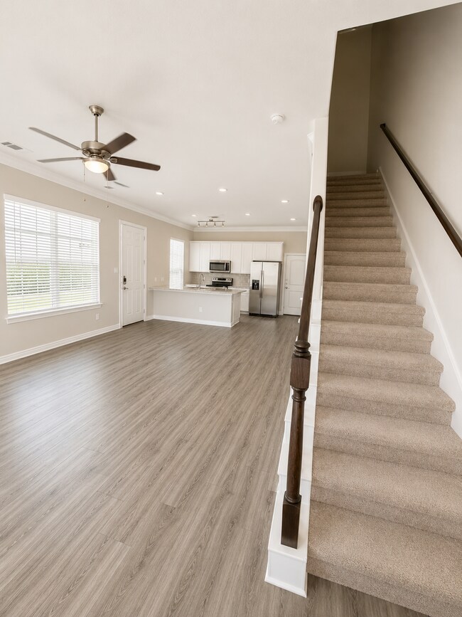 Photo - 436 Northwood Dr