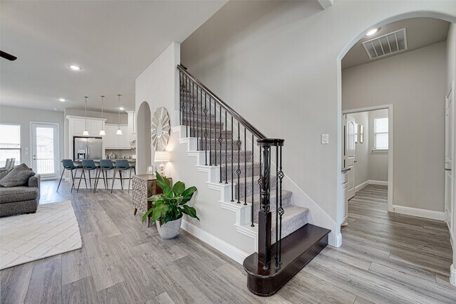 Photo - 1651 Sonnet Dr