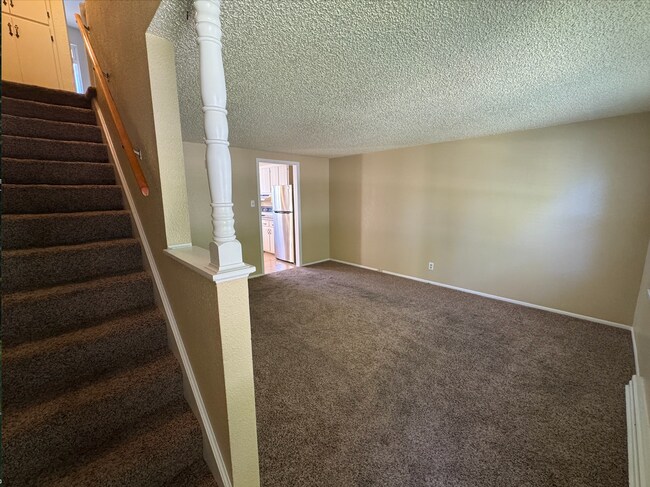 Photo - 1009 Constitution Rd
