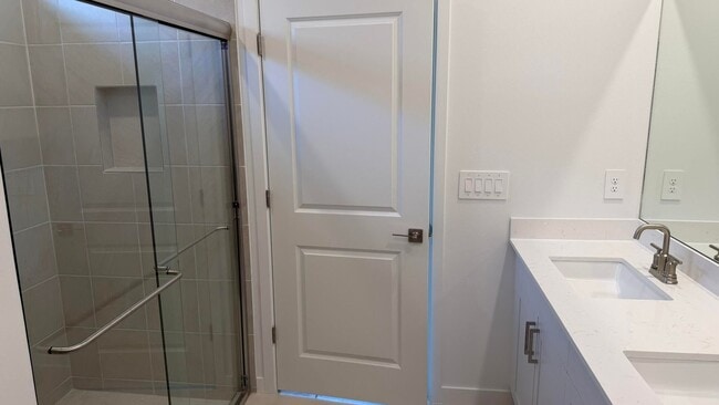 Photo - 1872 NW 6th St