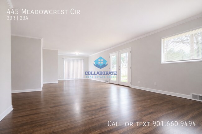 Photo - 445 Meadowcrest Cir