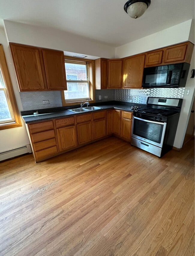 Photo - 13913 S Wentworth Ave Unit 2