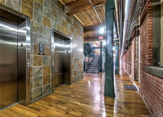 Photo - 145 Canal St Unidad 5