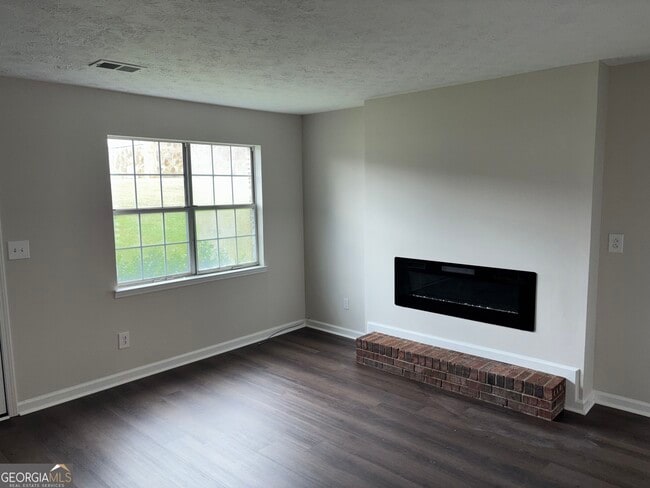 Photo - 1731 Hunting Creek Dr SE
