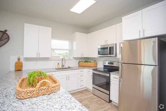 3HAB, 2BA - 1266SF - Northpark Townhomes