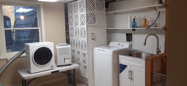 Photo - 169 Snowden Ln