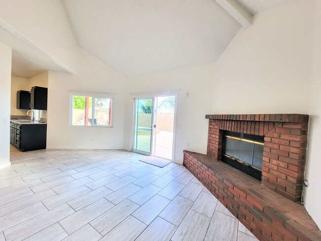 Photo - Pool House By Temecula Mall- Just Pure Ele...