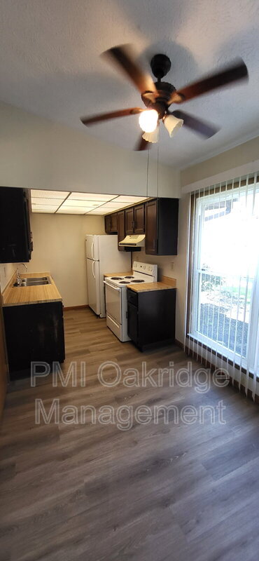 Photo - 151 Bevonne Ct