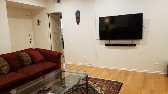 Photo - 1115 S Elm Dr Unit SS