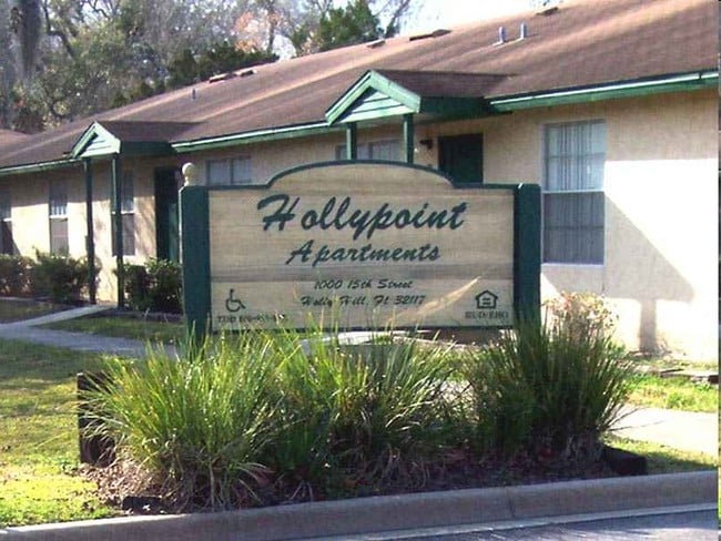 Photo - Holly Point Apartments