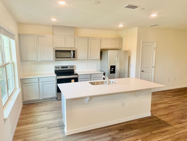 Photo - Awesome Townhome for rent at Winter Garden