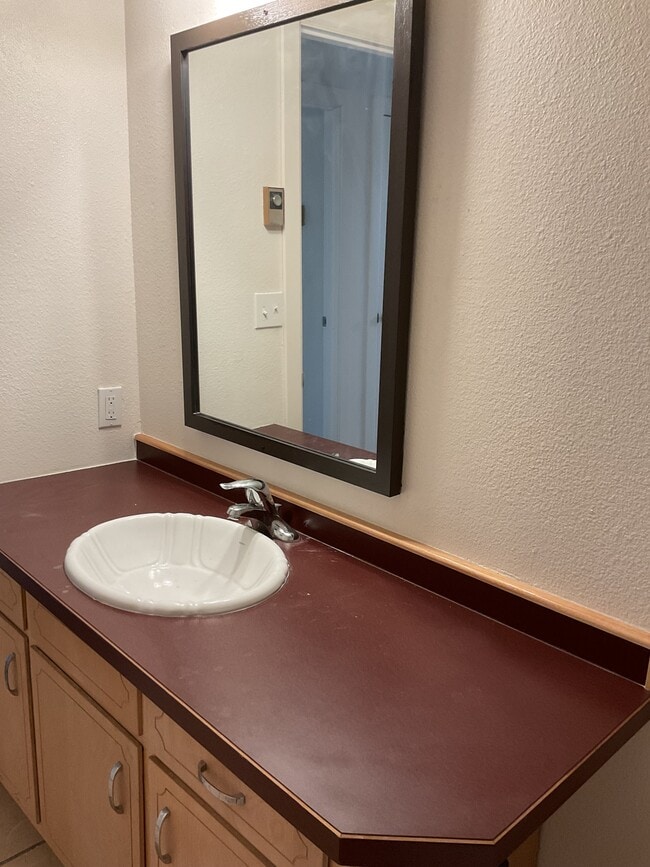 Photo - 2219 30th Ave S Unidad 2219
