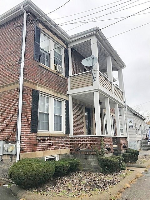 Photo - 45 Water St Unit 2