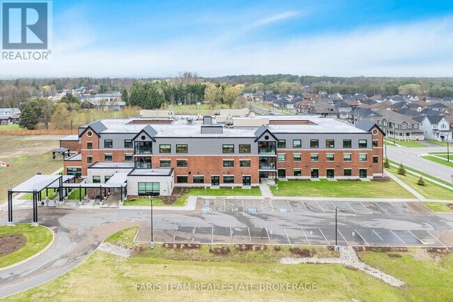 Photo - 301 Junction Rd Unit A12