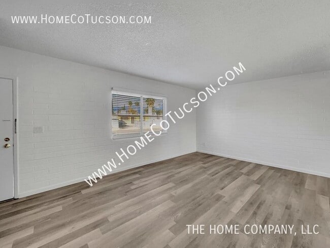 Photo - 3666 E Ellington Pl