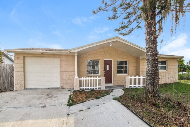 Building Photo - 1012 Normandy Blvd