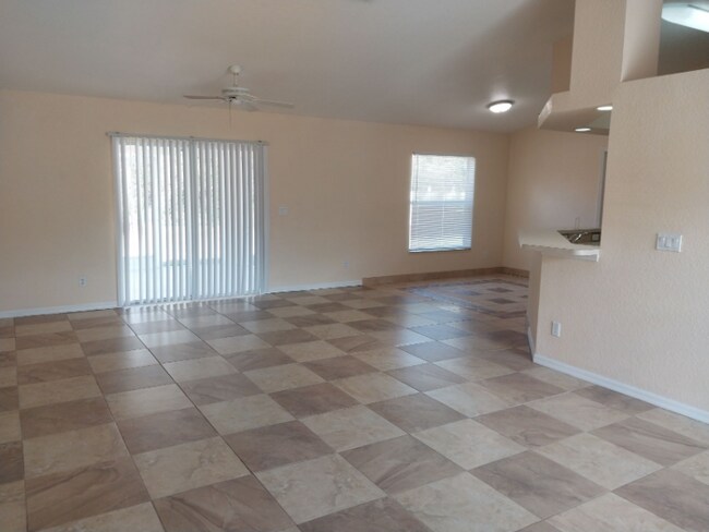 Photo - 6886 Babbit Ave