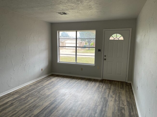 1137 Straka Terrace